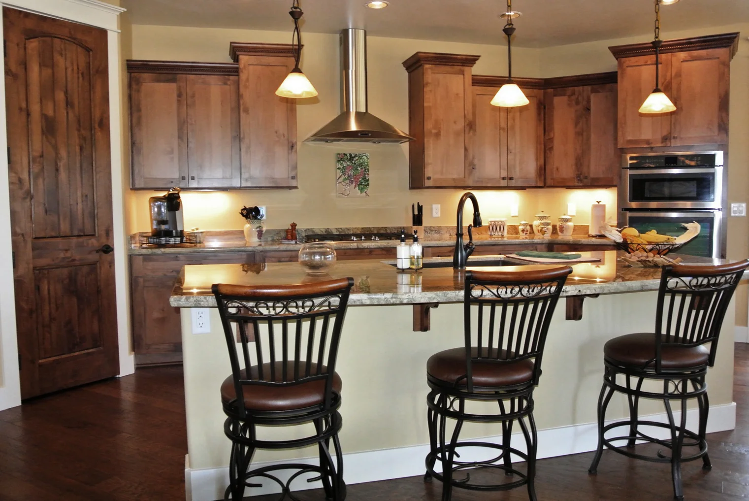 Capstone Kitchen 1